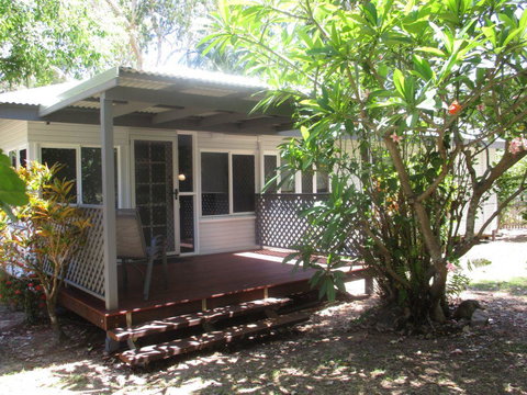 Dandaloo Gardens - Kalgoorlie Accommodation 0