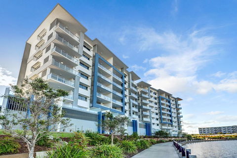 Aquarius Kawana - Kalgoorlie Accommodation 1