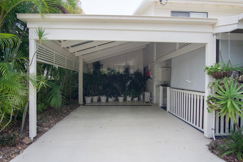 Debbie\'s Place - Kalgoorlie Accommodation 24