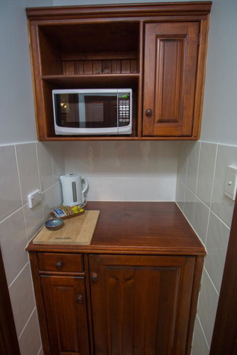 Debbie\'s Place - Kalgoorlie Accommodation 35
