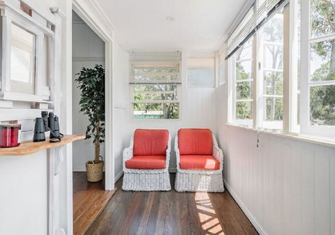 Lake Weyba Noosa Lodge & Kangaroos - Kalgoorlie Accommodation 19