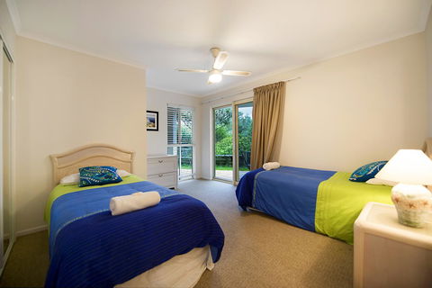 Whale Watch Ocean Beach Resort - Kalgoorlie Accommodation 6