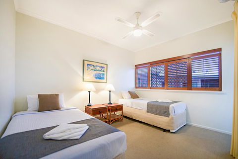 Whale Watch Ocean Beach Resort - Kalgoorlie Accommodation 11