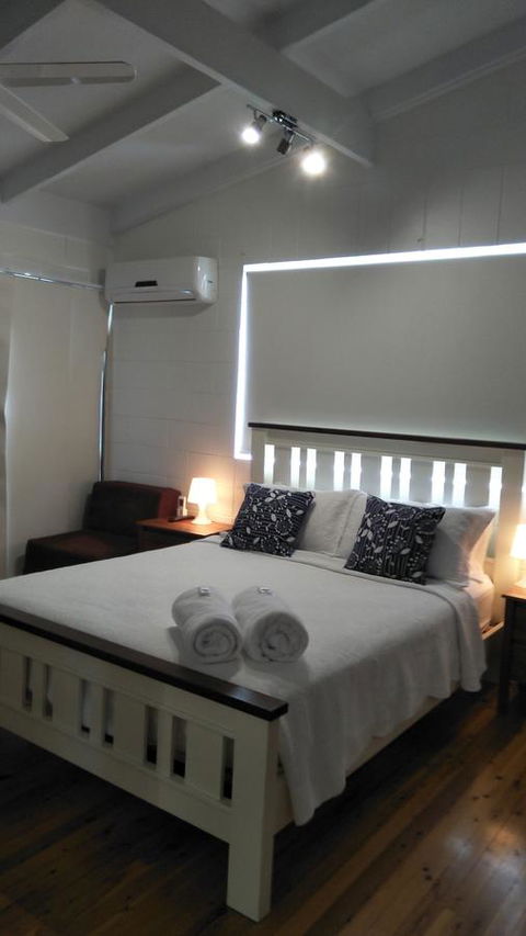 Salty Vibes Retreat - Kalgoorlie Accommodation 1