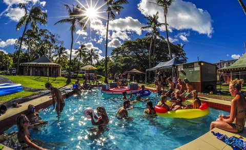 Nomads Airlie Beach - Kalgoorlie Accommodation 15