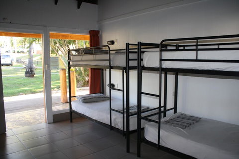 Nomads Airlie Beach - Kalgoorlie Accommodation 1