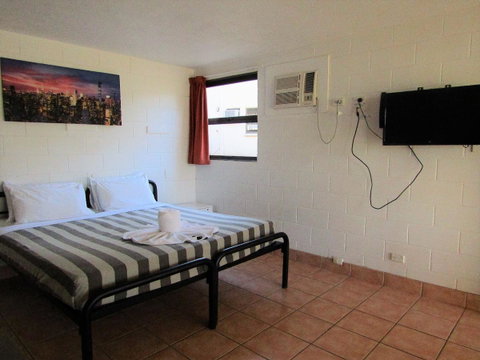 Nomads Airlie Beach - Kalgoorlie Accommodation 14