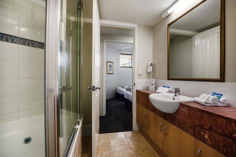 Landmark Resort - Kalgoorlie Accommodation 28