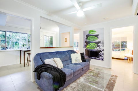 Airlie Beach Eco Cabins - Adults Only - Kalgoorlie Accommodation 39