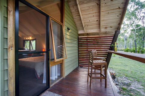 Airlie Beach Eco Cabins - Adults Only - Kalgoorlie Accommodation 24
