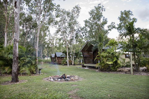 Airlie Beach Eco Cabins - Adults Only - Kalgoorlie Accommodation 32