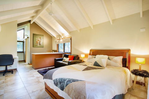 Airlie Beach Eco Cabins - Adults Only - Kalgoorlie Accommodation 29