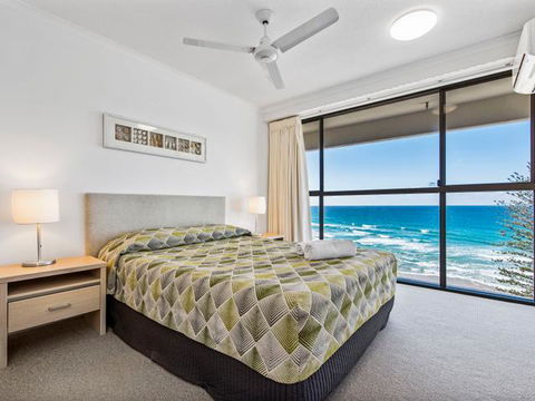 Coolum Caprice - Kalgoorlie Accommodation 8