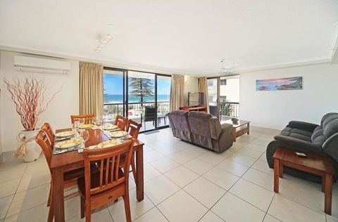 Coolum Caprice - Kalgoorlie Accommodation 7