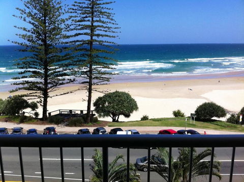 Coolum Caprice - Kalgoorlie Accommodation 34