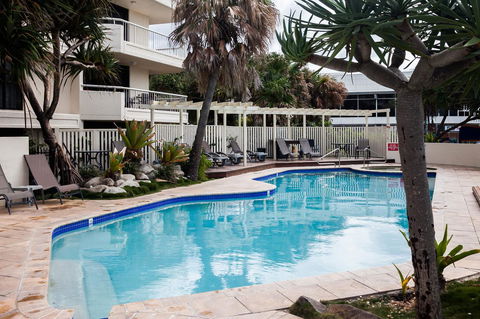 Coolum Caprice - Kalgoorlie Accommodation 16
