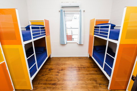 Mad Monkey Central - Kalgoorlie Accommodation 6
