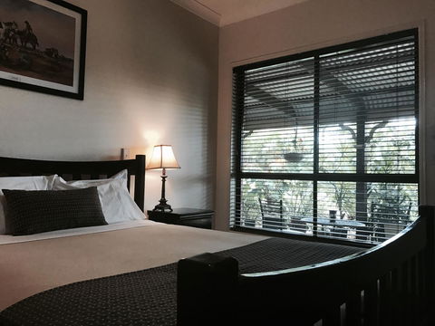 The Bearded Dragon Boutique Hotel - Kalgoorlie Accommodation 0