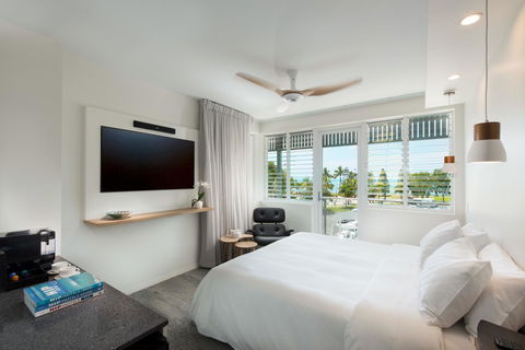 Heart Hotel And Gallery Whitsundays - Kalgoorlie Accommodation 4