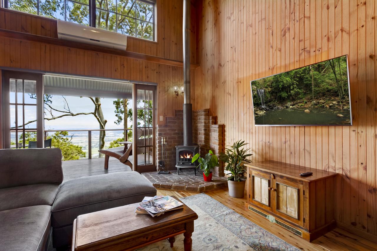 Tamborine Mountain QLD Kalgoorlie Accommodation
