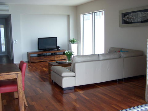 Whitsunday Reflections - Kalgoorlie Accommodation 29