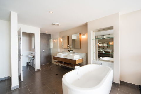 Whitsunday Reflections - Kalgoorlie Accommodation 17