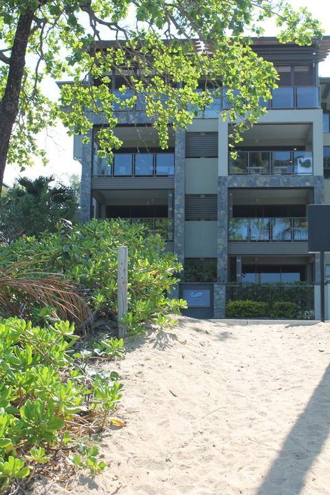 Sea Point On Trinity Beach - Kalgoorlie Accommodation 5