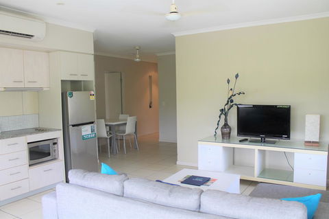 Sea Point On Trinity Beach - Kalgoorlie Accommodation 13