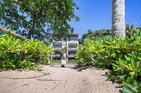 Sea Point On Trinity Beach - Kalgoorlie Accommodation 9
