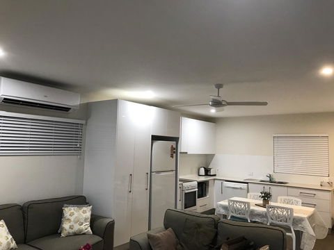 Whitsunday Luxury Homes - Kalgoorlie Accommodation 14