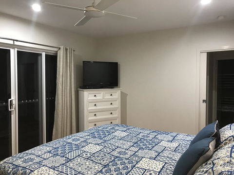 Whitsunday Luxury Homes - Kalgoorlie Accommodation 25