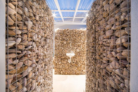 Whitsunday Luxury Homes - Kalgoorlie Accommodation 9