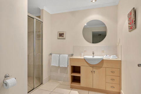 Bellevue At Trinity Beach - Kalgoorlie Accommodation 2