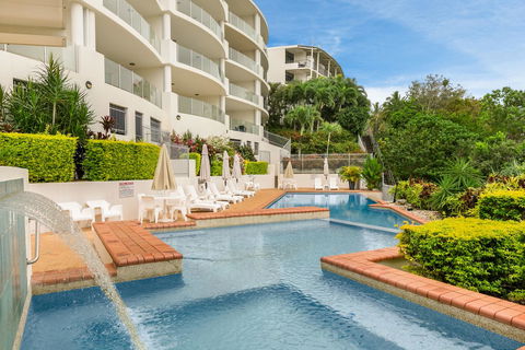 Bellevue At Trinity Beach - Kalgoorlie Accommodation 0