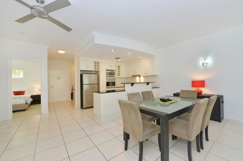 Bellevue At Trinity Beach - Kalgoorlie Accommodation 11