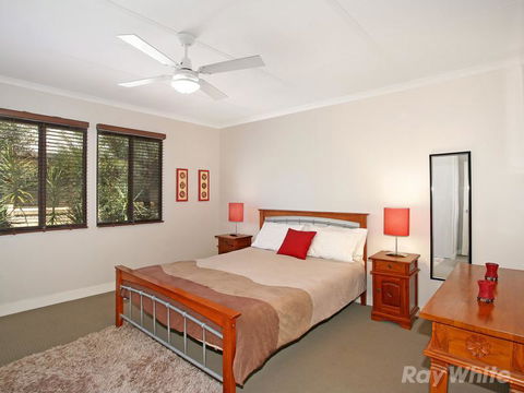 Beach House On Jones Parade, Central Coolum Beach - Kalgoorlie Accommodation 9
