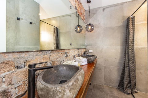 The Pink Hotel Coolangatta - Kalgoorlie Accommodation 8