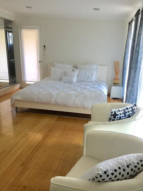 Bella By The Beach - Kalgoorlie Accommodation 0