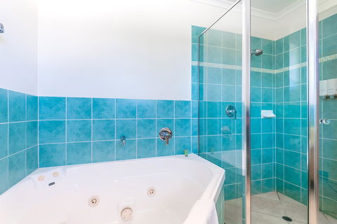 At The Sound Noosa Motel - Kalgoorlie Accommodation 36