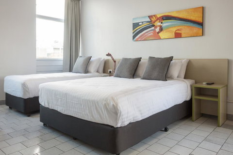 Nightcap At Emerald Star Hotel - Kalgoorlie Accommodation 24
