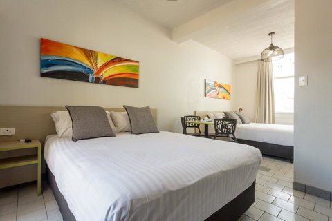 Nightcap At Emerald Star Hotel - Kalgoorlie Accommodation 0