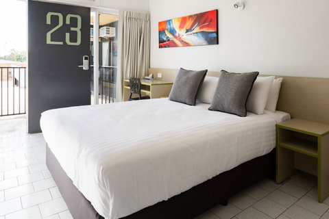 Nightcap At Emerald Star Hotel - Kalgoorlie Accommodation 37
