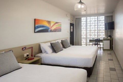 Nightcap At Emerald Star Hotel - Kalgoorlie Accommodation 42