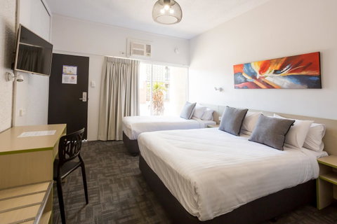 Nightcap At Emerald Star Hotel - Kalgoorlie Accommodation 10