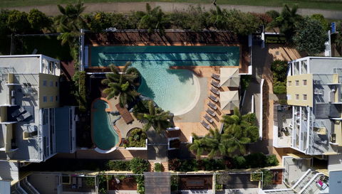 Seachange Coolum Beach - Kalgoorlie Accommodation 0