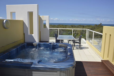 Seachange Coolum Beach - Kalgoorlie Accommodation 38