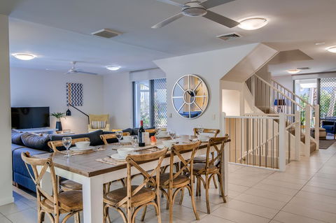 Coolum At The Beach - Kalgoorlie Accommodation 24