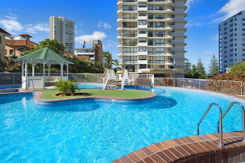 ULTIQA Beach Haven On Broadbeach - Kalgoorlie Accommodation 0