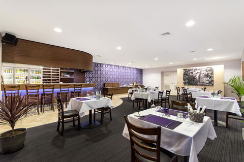 The Robert Towns - Kalgoorlie Accommodation 18