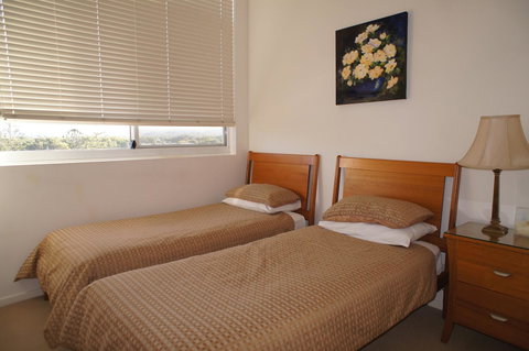 Kirra Beach Apartments - Kalgoorlie Accommodation 24